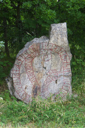 Sö Fv1948;298, Ådala — kenny_lex from Handen, Sweden; Runsten Nr:Sö Fv1948;298. CC BY 2.0