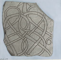 Upplands runinskrifter 543 — Harald Faith-Ell; https://app.raa.se/open/runor/inscription?id=dca8df83-b892-46bb-a325-80c580b04ee4. CC0 1.0