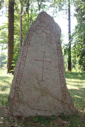 Ytterjärna 6 1 fram — Catasa; Own work. CC BY-SA 3.0