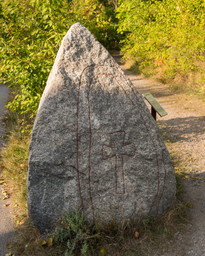 Runestone Sigtuna September 2013 — Arild Vågen; Own work. CC BY-SA 3.0