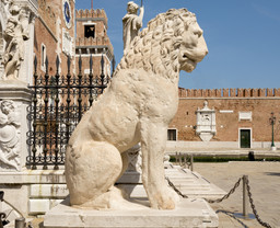 Arsenale (Venice) - First Ancient Greek lion — Didier Descouens; Own work. CC BY-SA 4.0