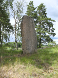 Gällsta stone — Berig; Own work. CC BY-SA 3.0