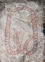 U52 Edeby (3) — Bengt A Lundberg; http://kmb.raa.se/cocoon/bild/show-image.html?id=16001000326944. CC BY 2.5