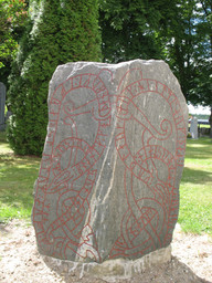 Sö 208, Överselö — Berig; Own work. CC BY-SA 3.0
