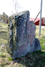 Norrsunda 47 2 Rosersberg — Udo Schröter; Own work. CC BY-SA 4.0