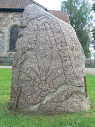 RunestoneOg203 — Skvattram; Own work. Public Domain Mark 1.0