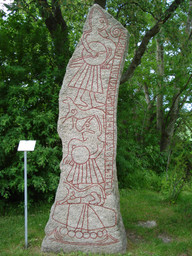Ledbergsstenen Ög 181 — Phlanx; Own work. CC BY 3.0