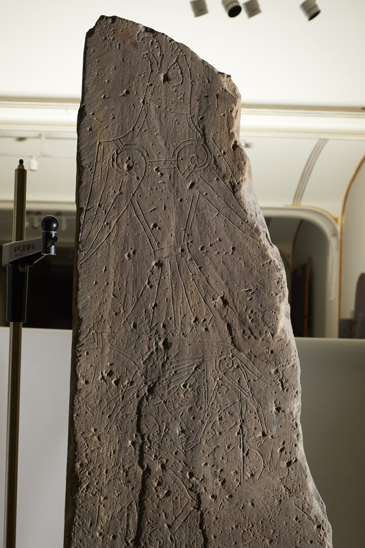 UNPROCESSED stack of raking light images for front of rune stone. Use in conjunction with C22007_sID-688