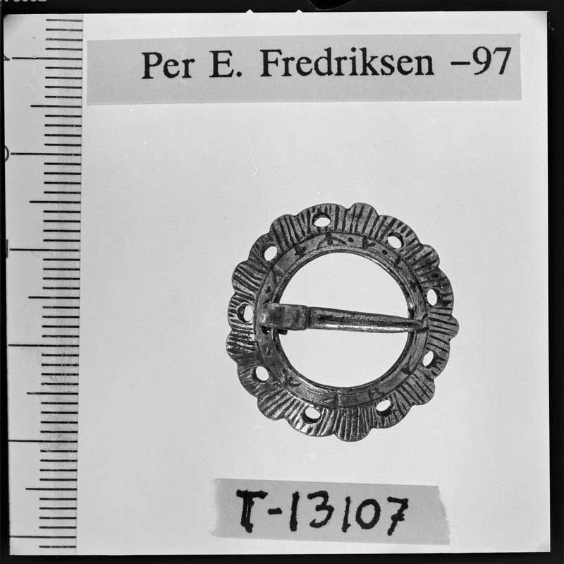 Ringformet sølje av sølv