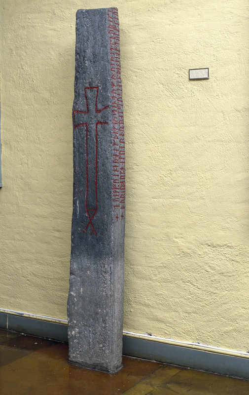 Bautastein med runer, Kulisteinen.